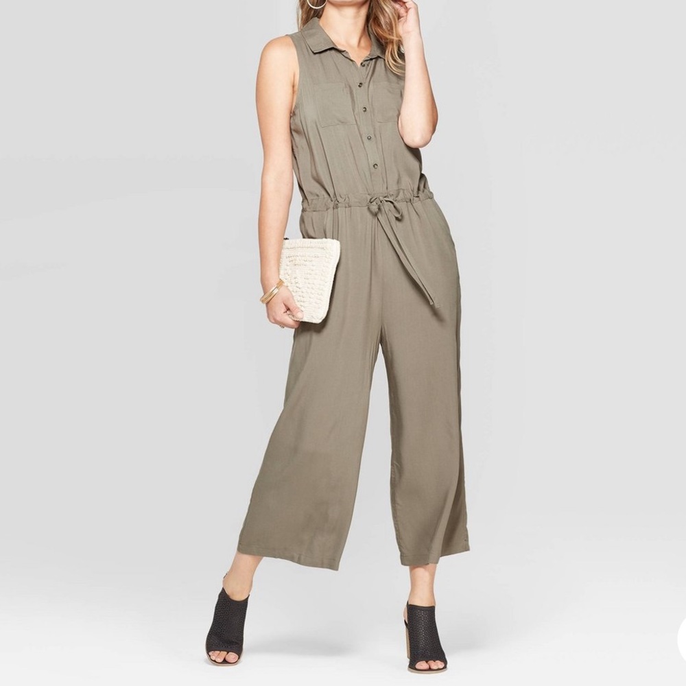 XS Sleeveless Utility Wide Leg Cropped Jumpsuit